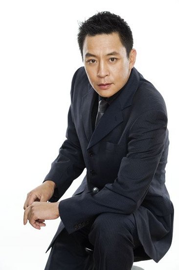 蔣愷拍攝間隙忙為《新青年》配音